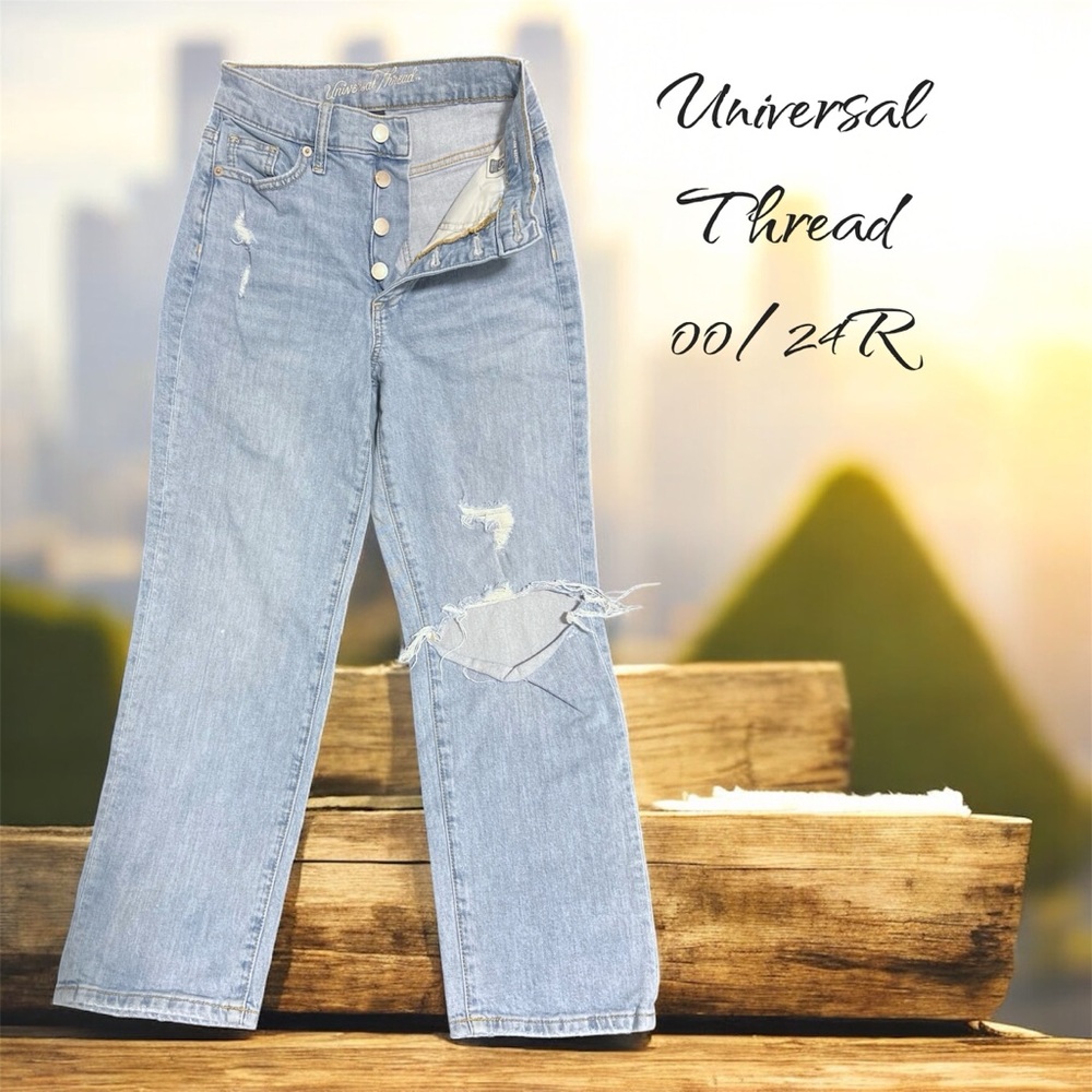 Universal Thread Juniors Vintage Straight Jeans